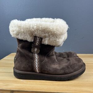 UGG Women's Metro Tas Brown 5677 Ankle Boots Winter Snow Sz 8 M Pull On